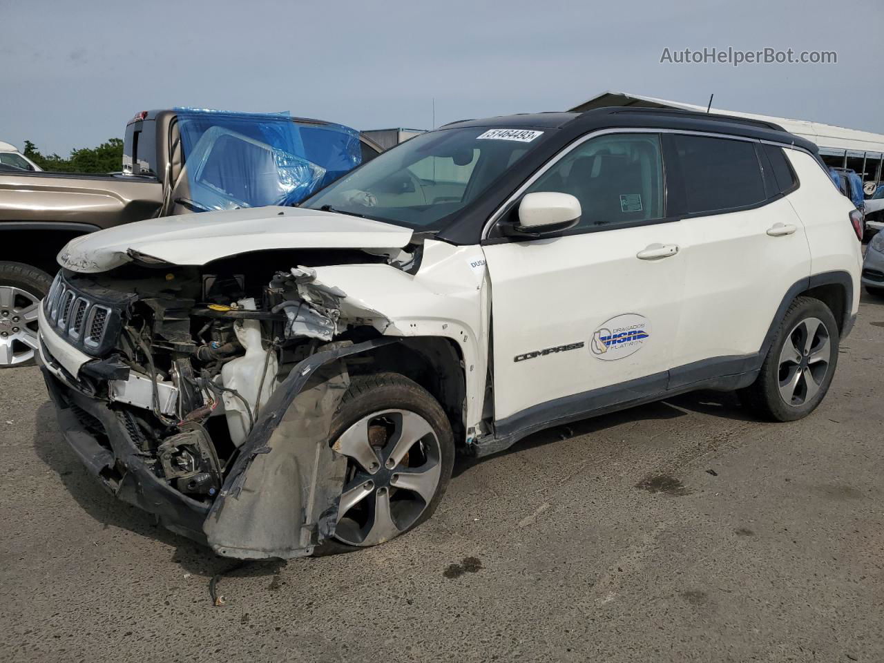 2018 Jeep Compass Latitude White vin: 3C4NJDBB1JT103392