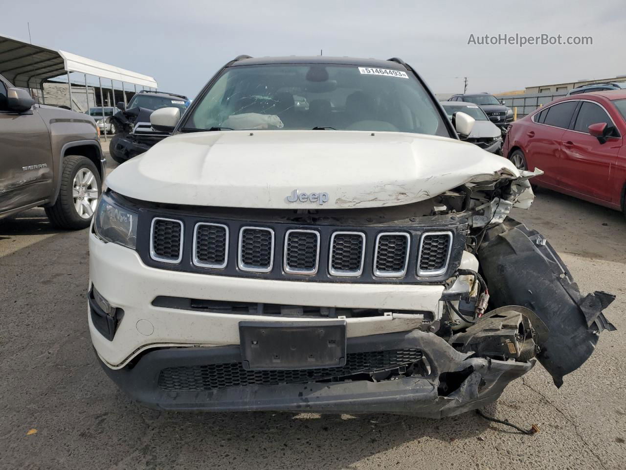 2018 Jeep Compass Latitude White vin: 3C4NJDBB1JT103392