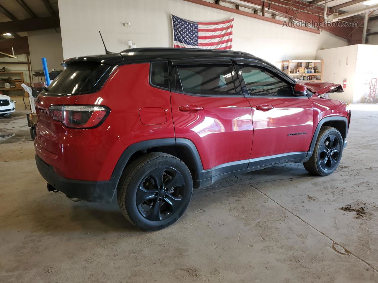 2018 Jeep Compass Latitude Burgundy vin: 3C4NJDBB2JT313676