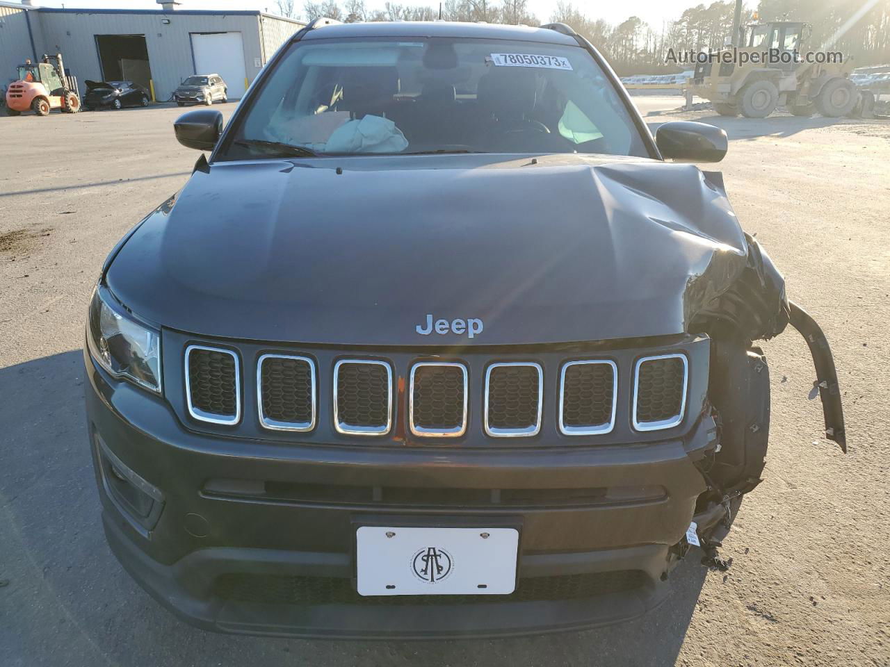 2018 Jeep Compass Latitude Gray vin: 3C4NJDBB3JT314576