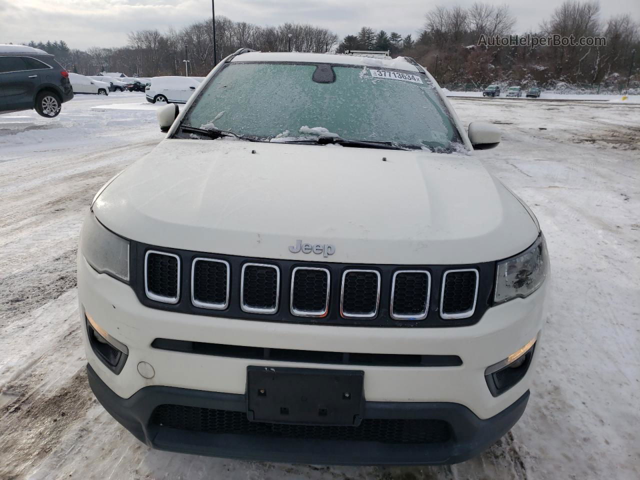 2018 Jeep Compass Latitude White vin: 3C4NJDBB3JT315064