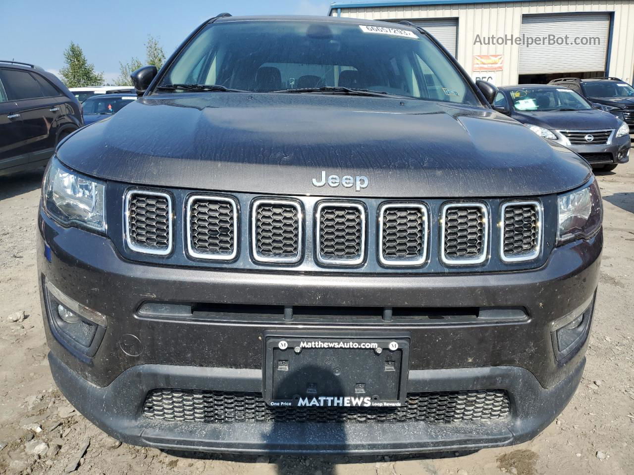 2018 Jeep Compass Latitude Gray vin: 3C4NJDBB4JT108036