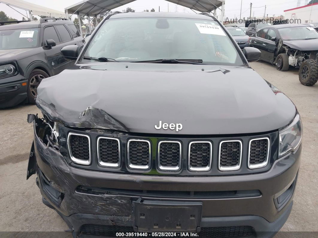 2018 Jeep Compass Latitude 4x4 Gray vin: 3C4NJDBB4JT256381