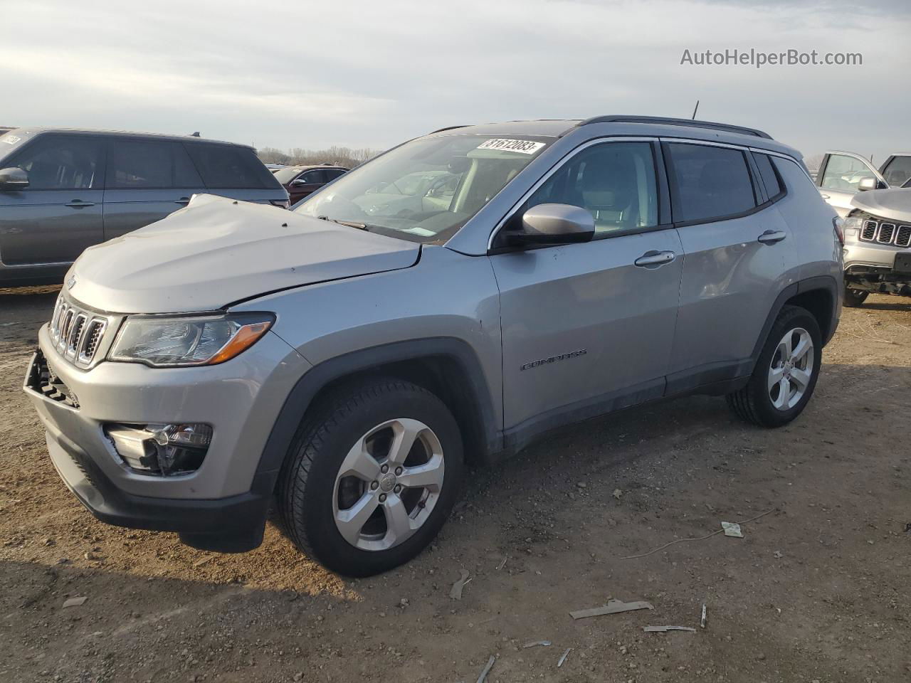 2018 Jeep Compass Latitude Gray vin: 3C4NJDBB5JT154555