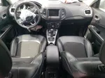 2018 Jeep Compass Latitude Серебряный vin: 3C4NJDBB5JT355632