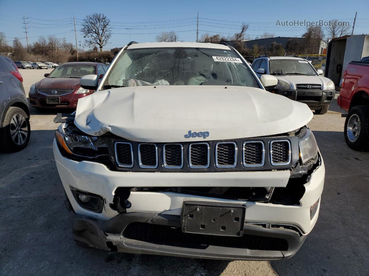 2018 Jeep Compass Latitude White vin: 3C4NJDBB5JT401315