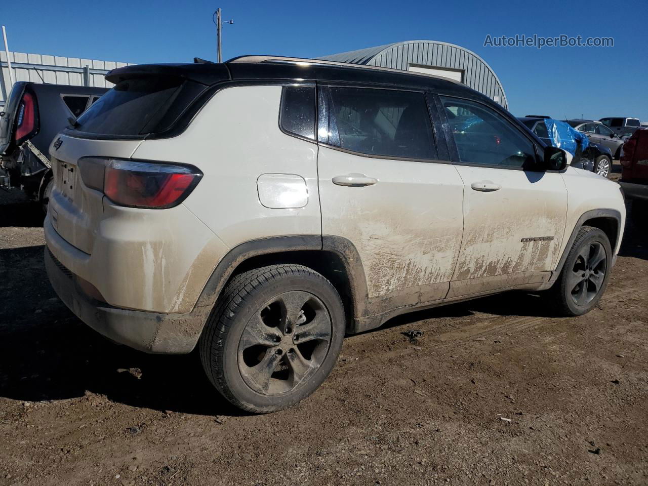 2018 Jeep Compass Latitude White vin: 3C4NJDBB5JT453480