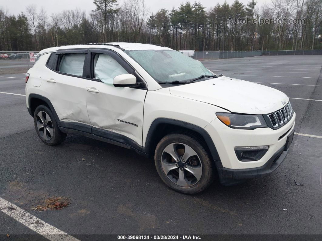 2018 Jeep Compass Latitude 4x4 White vin: 3C4NJDBB6JT282805