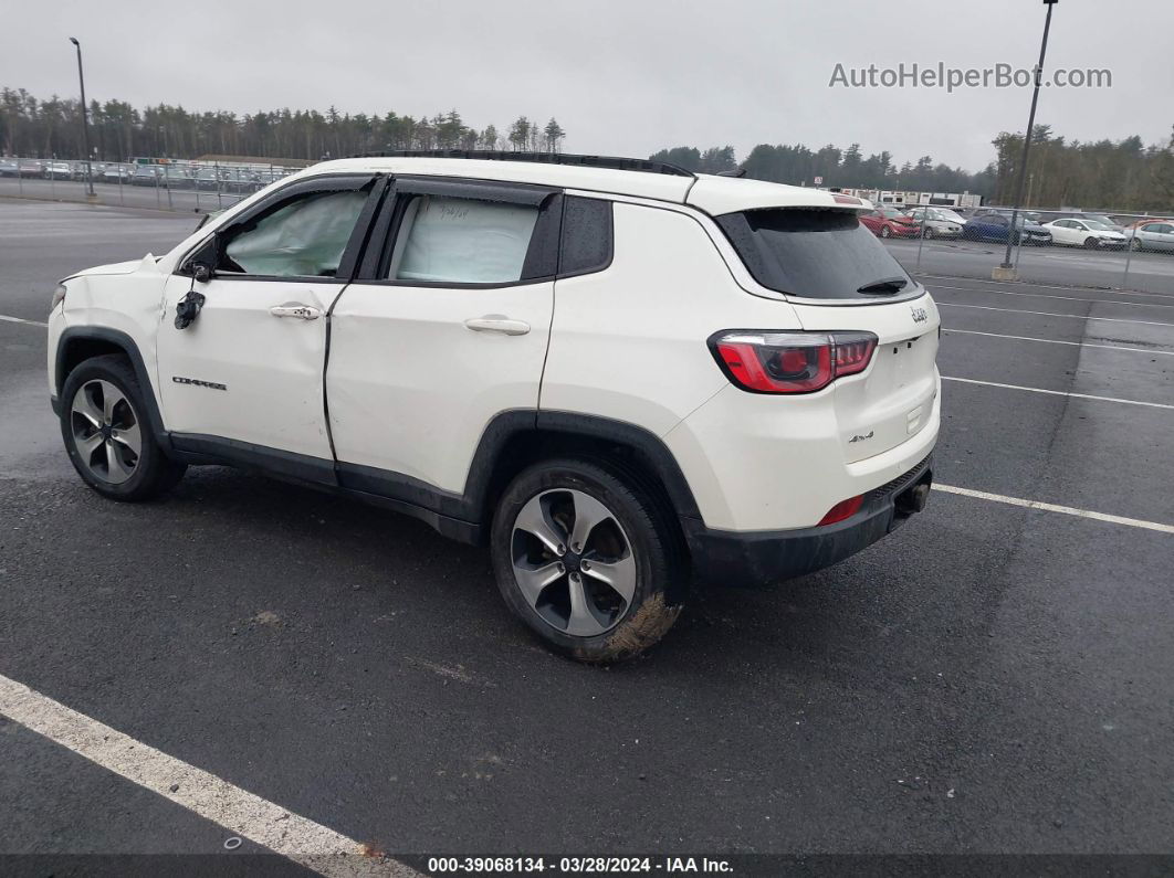 2018 Jeep Compass Latitude 4x4 White vin: 3C4NJDBB6JT282805