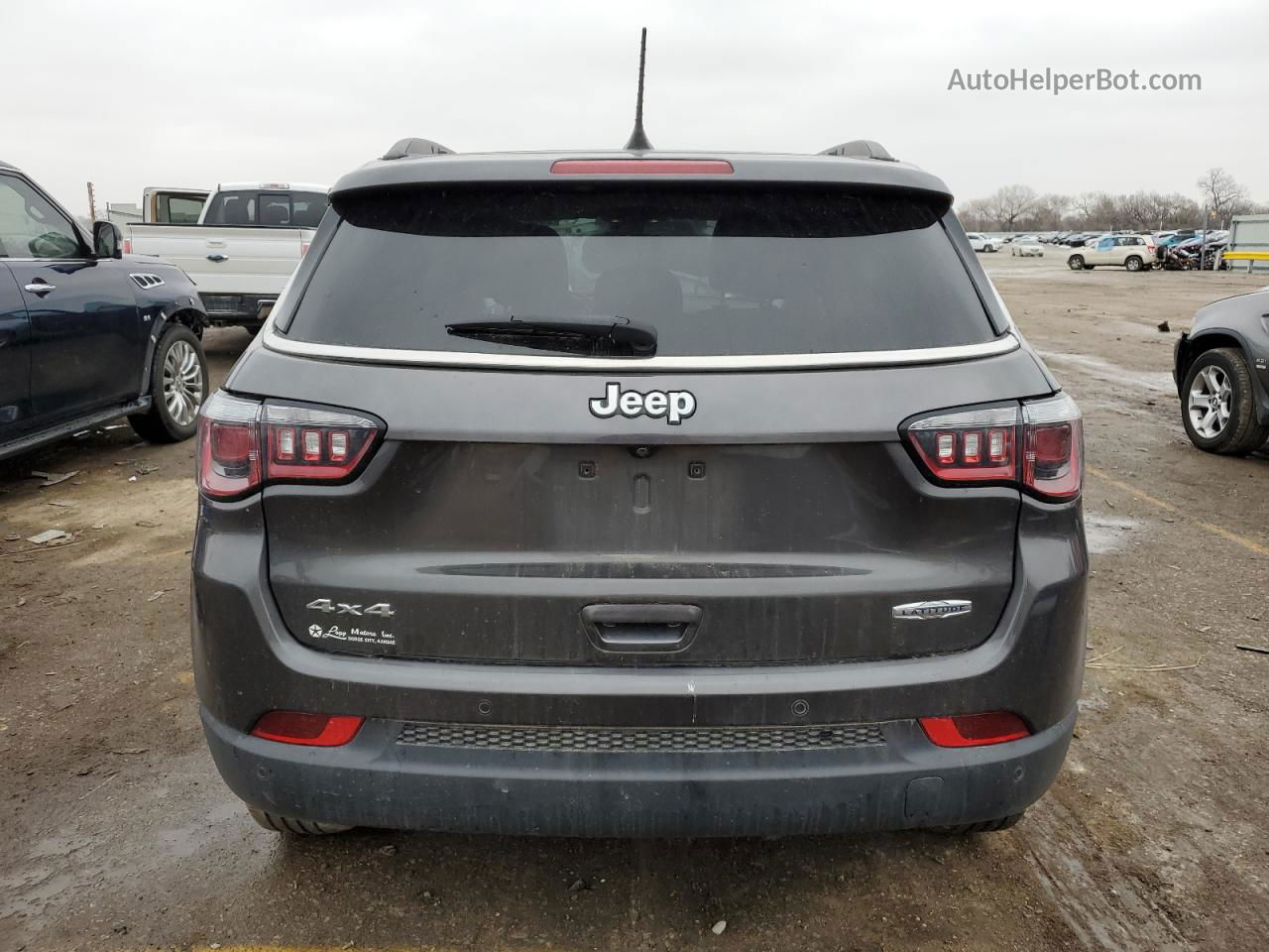 2018 Jeep Compass Latitude Gray vin: 3C4NJDBB6JT392768