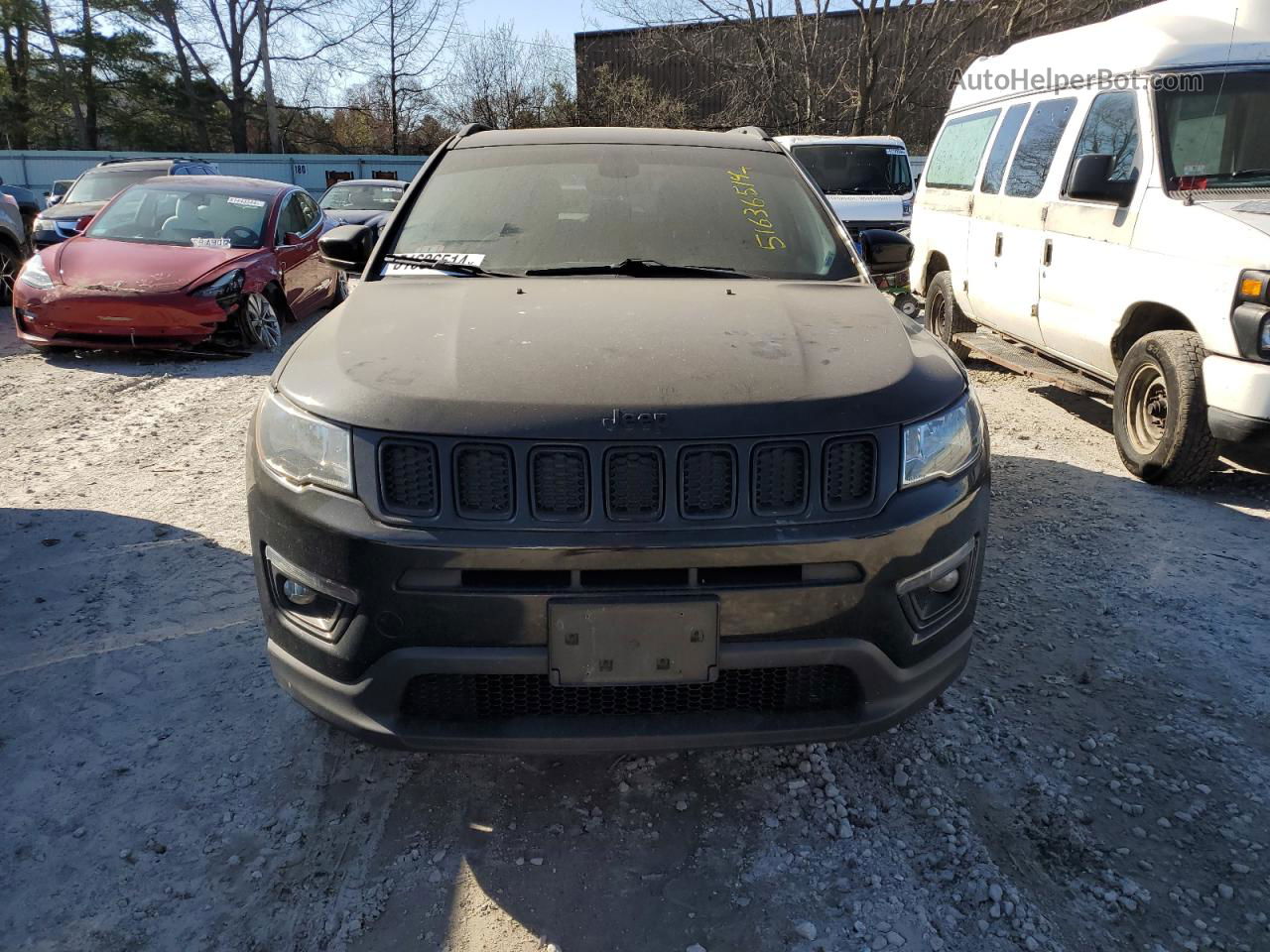 2018 Jeep Compass Latitude Черный vin: 3C4NJDBB7JT325368