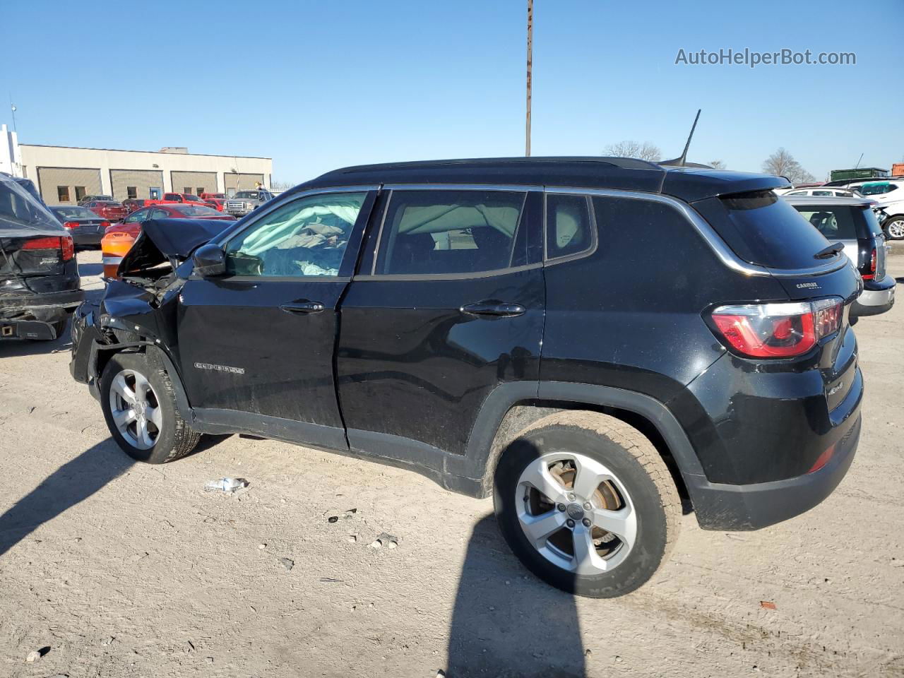 2018 Jeep Compass Latitude Black vin: 3C4NJDBB8JT178719