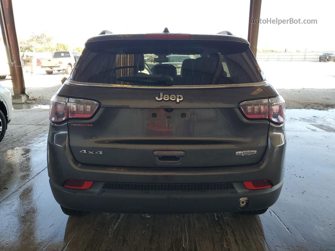 2018 Jeep Compass Latitude Gray vin: 3C4NJDBB8JT231290