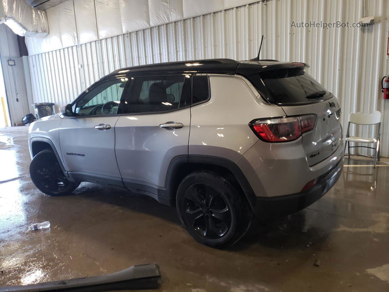 2018 Jeep Compass Latitude Серый vin: 3C4NJDBB9JT325551