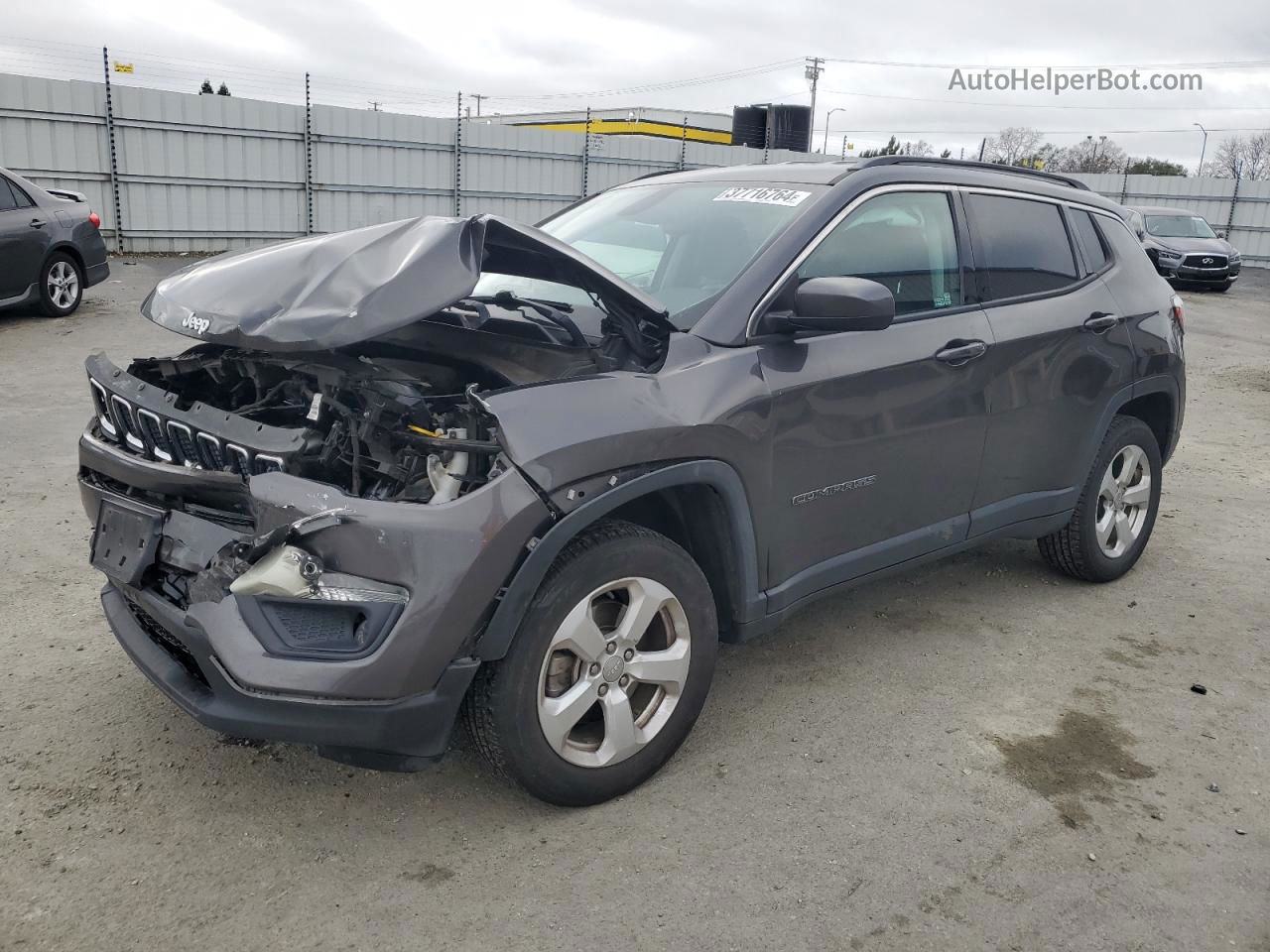 2018 Jeep Compass Latitude Charcoal vin: 3C4NJDBB9JT481704