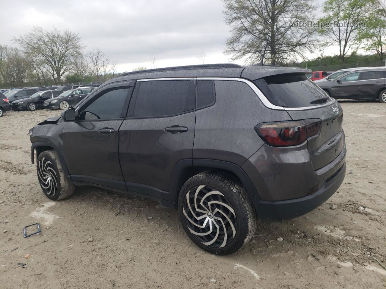 2018 Jeep Compass Latitude Серый vin: 3C4NJDBBXJT200980