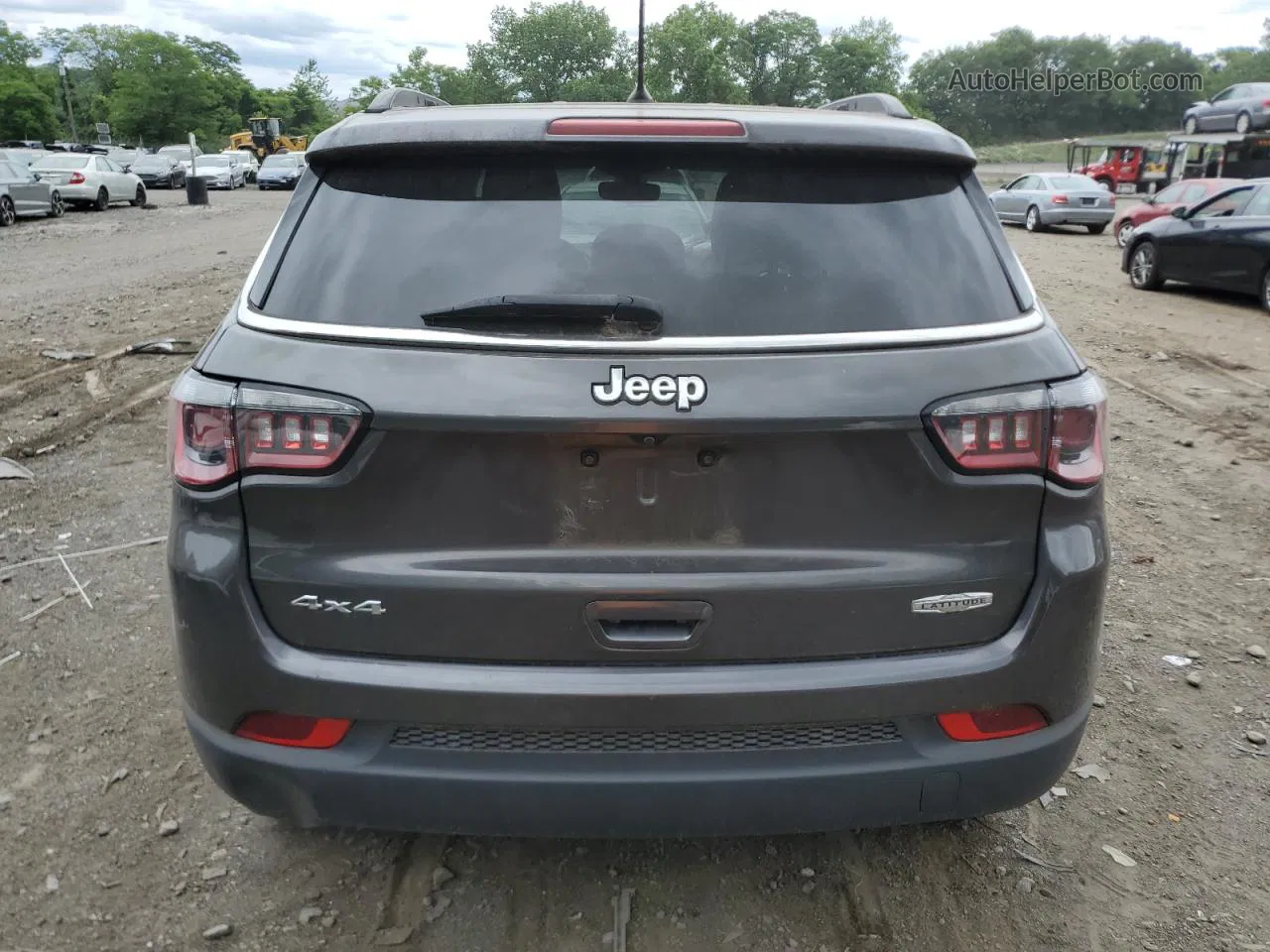 2018 Jeep Compass Latitude Gray vin: 3C4NJDBBXJT282614