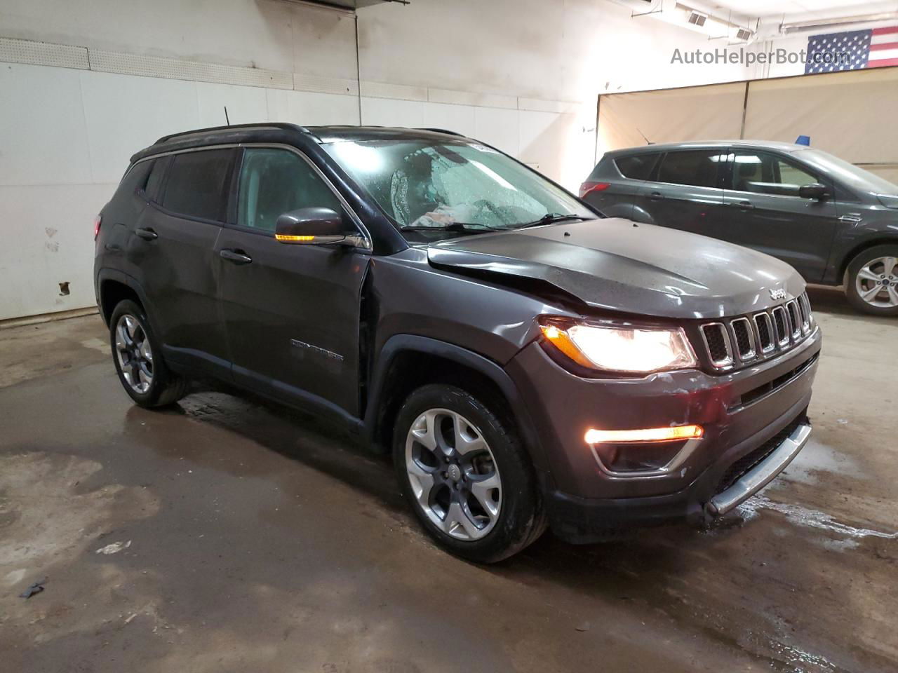 2018 Jeep Compass Limited Gray vin: 3C4NJDCB0JT135555