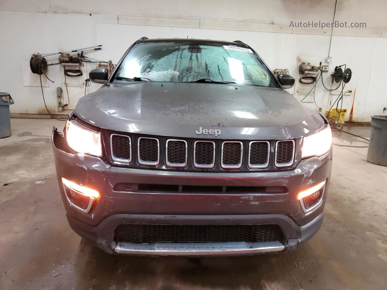 2018 Jeep Compass Limited Gray vin: 3C4NJDCB0JT135555