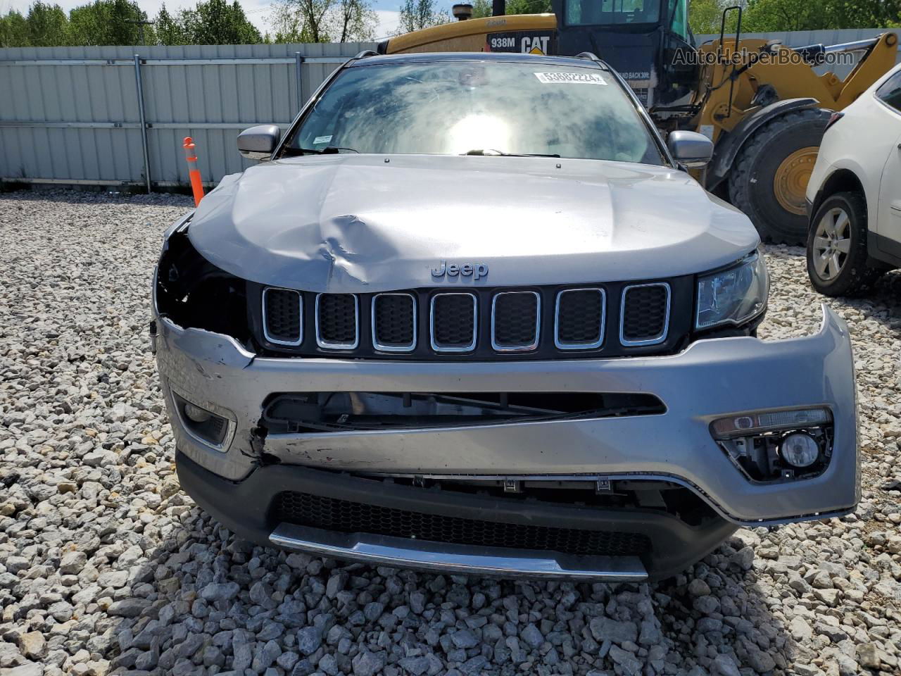 2018 Jeep Compass Limited Серебряный vin: 3C4NJDCB9JT222211