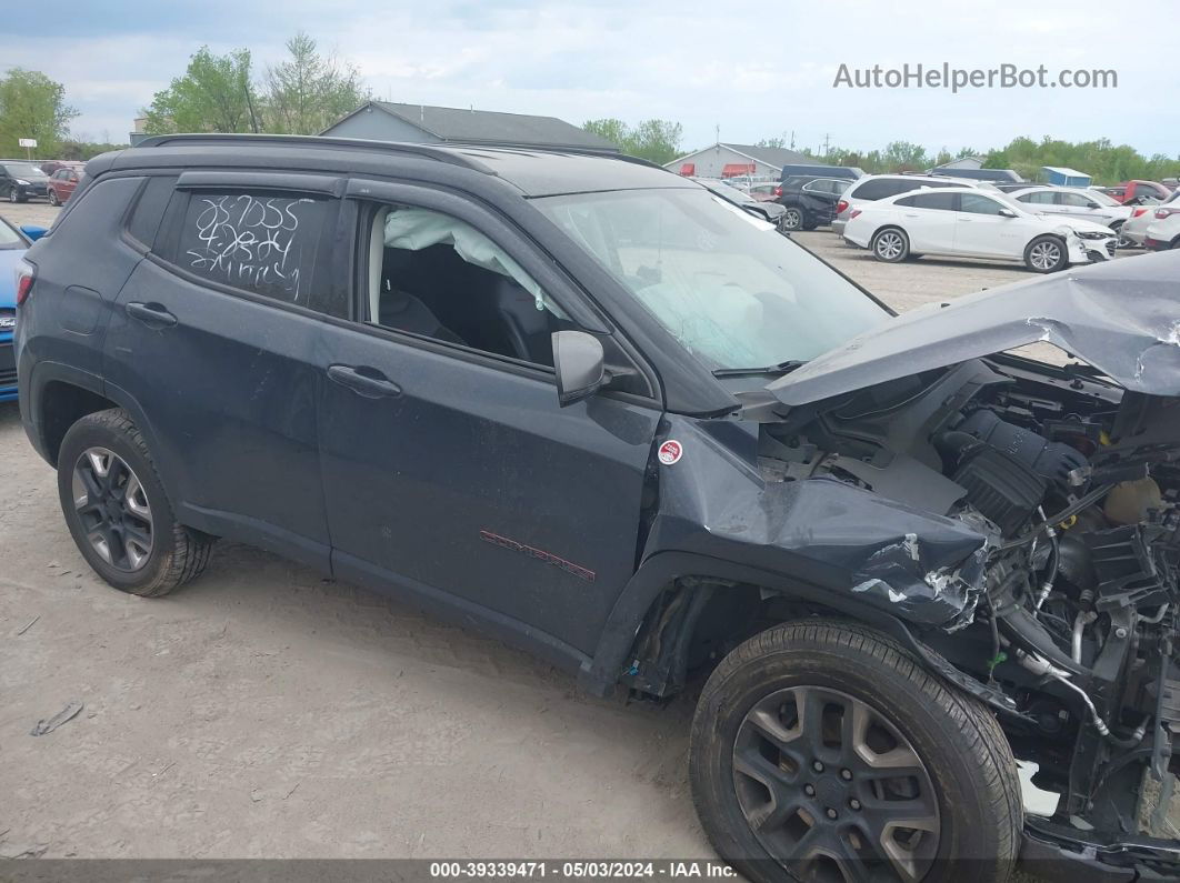 2018 Jeep Compass Trailhawk 4x4 Gray vin: 3C4NJDDB5JT259187