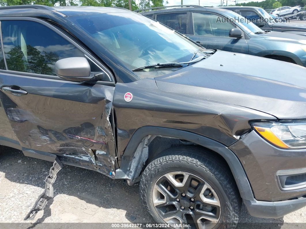 2018 Jeep Compass Trailhawk 4x4 Gray vin: 3C4NJDDB5JT262638