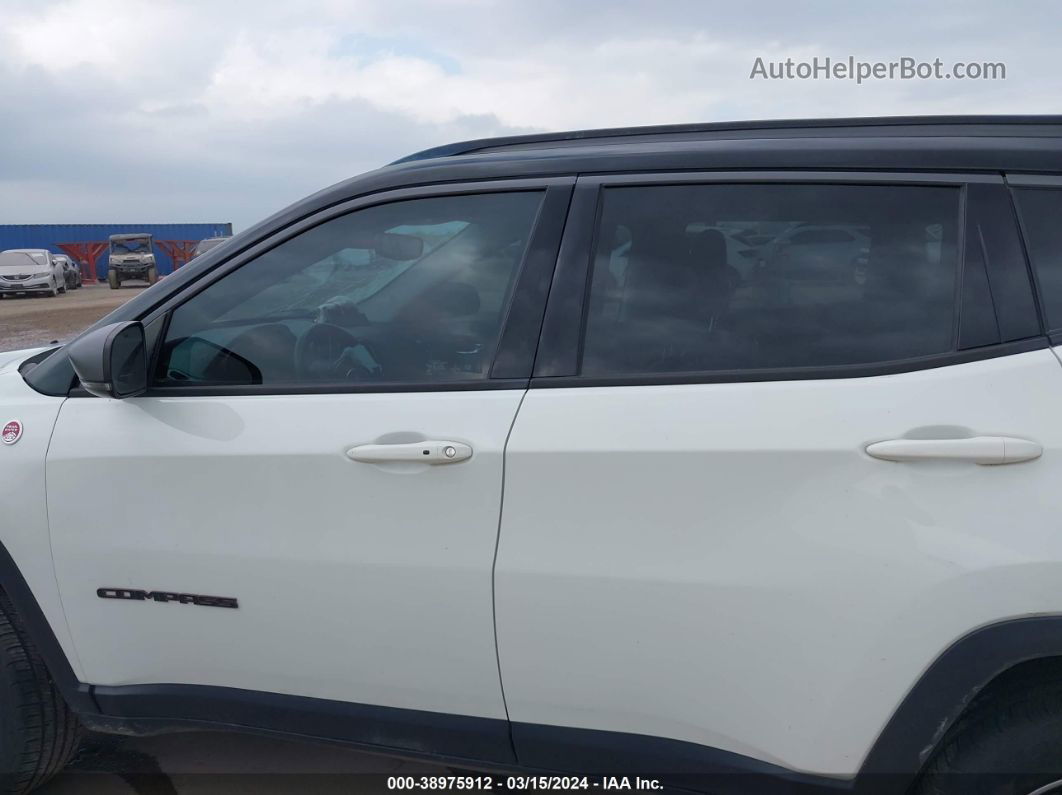 2018 Jeep Compass Trailhawk 4x4 White vin: 3C4NJDDB8JT478774