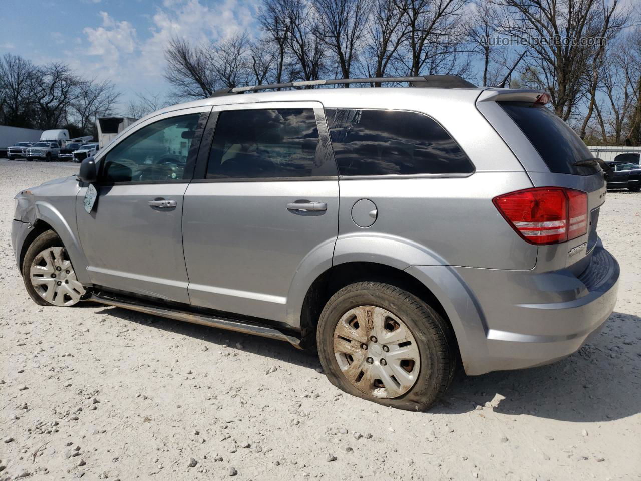 2017 Dodge Journey Se Silver vin: 3C4PDCAB0HT708249