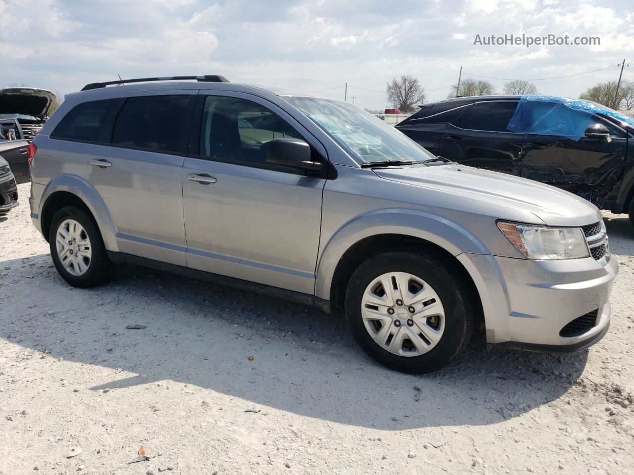 2017 Dodge Journey Se Silver vin: 3C4PDCAB0HT708249