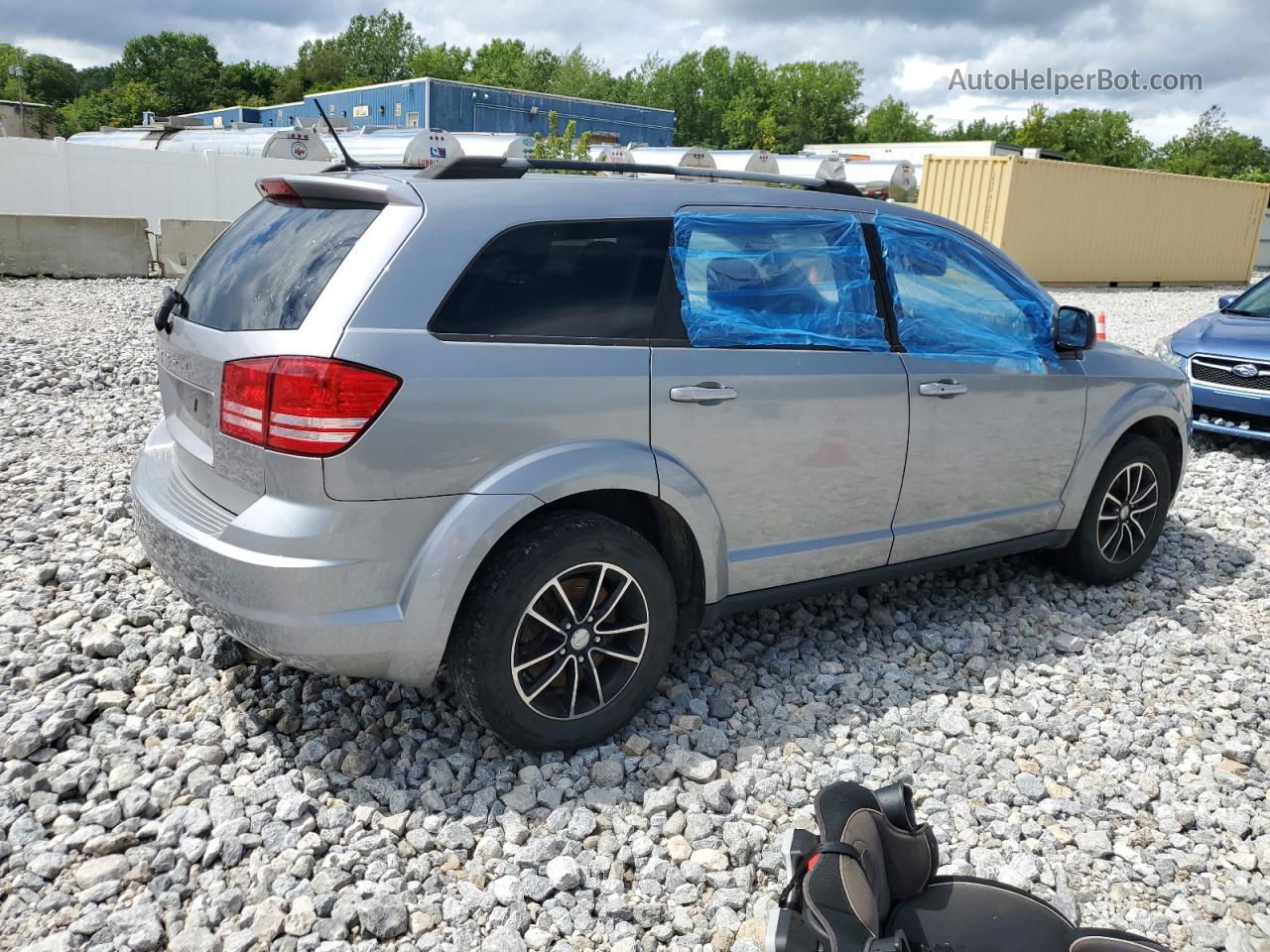 2017 Dodge Journey Se Серебряный vin: 3C4PDCAB2HT619492