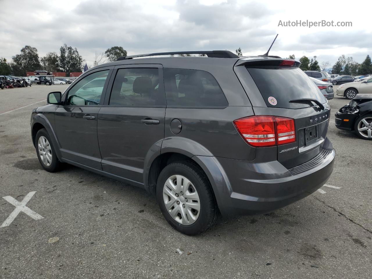 2017 Dodge Journey Se Gray vin: 3C4PDCAB3HT673979