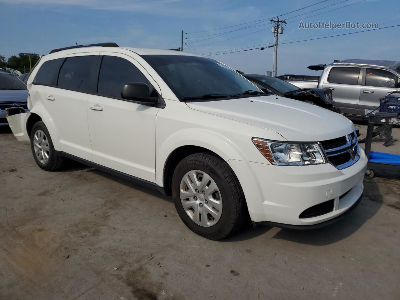 2017 Dodge Journey Se Белый vin: 3C4PDCAB3HT709119