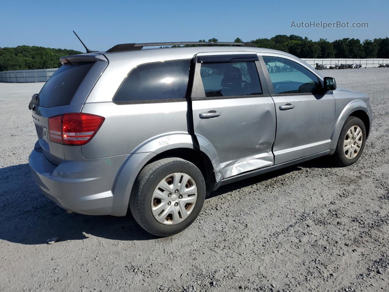 2017 Dodge Journey Se Silver vin: 3C4PDCAB3HT709542