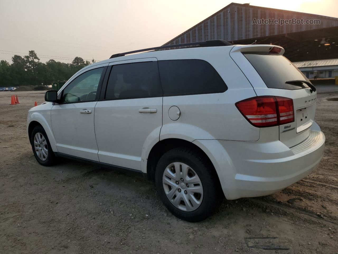 2016 Dodge Journey Se White vin: 3C4PDCAB5GT138375