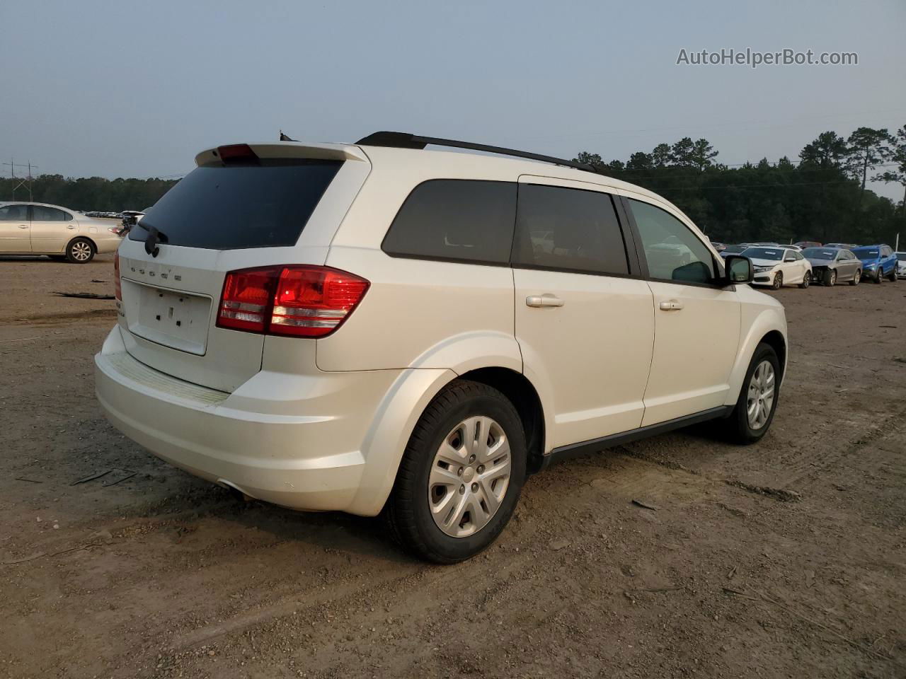 2016 Dodge Journey Se White vin: 3C4PDCAB5GT138375