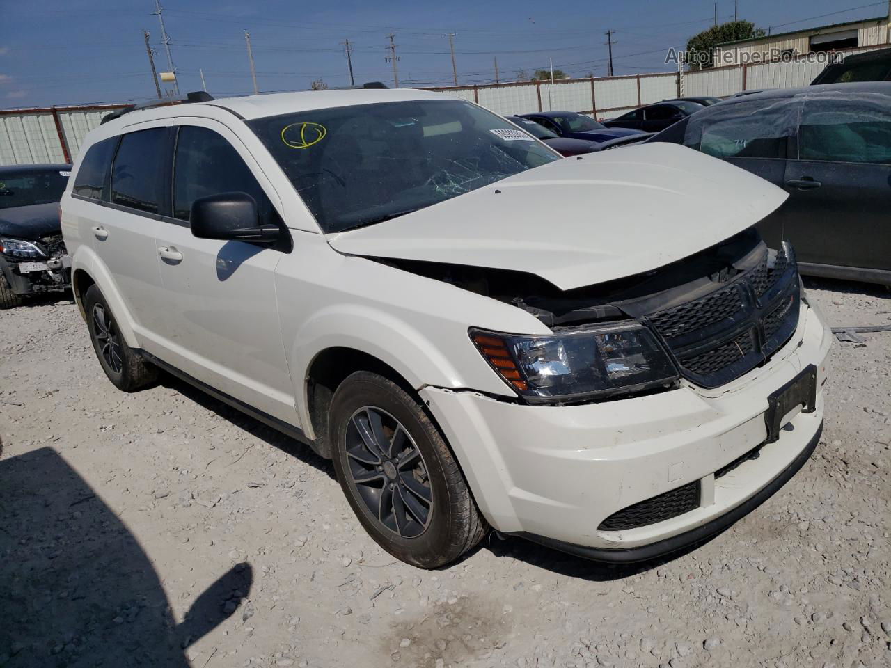 2017 Dodge Journey Se White vin: 3C4PDCAB5HT582745