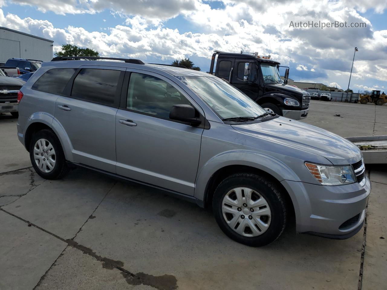 2017 Dodge Journey Se Silver vin: 3C4PDCAB6HT543159