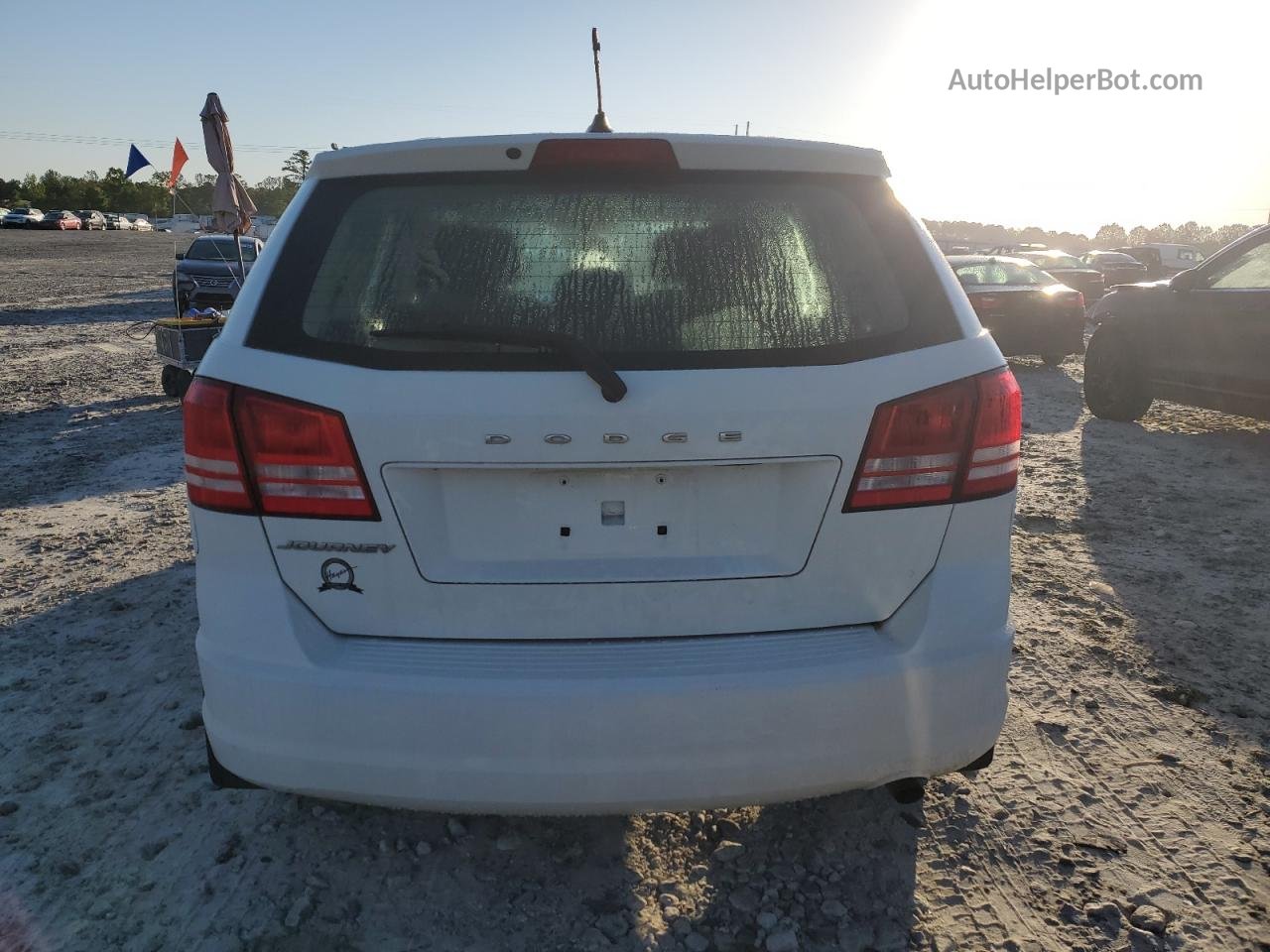 2014 Dodge Journey Se White vin: 3C4PDCAB7ET134647