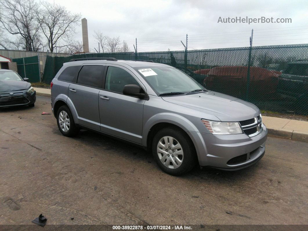 2017 Dodge Journey Se Silver vin: 3C4PDCAB7HT682877