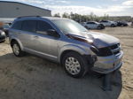 2016 Dodge Journey Se Silver vin: 3C4PDCAB8GT146647