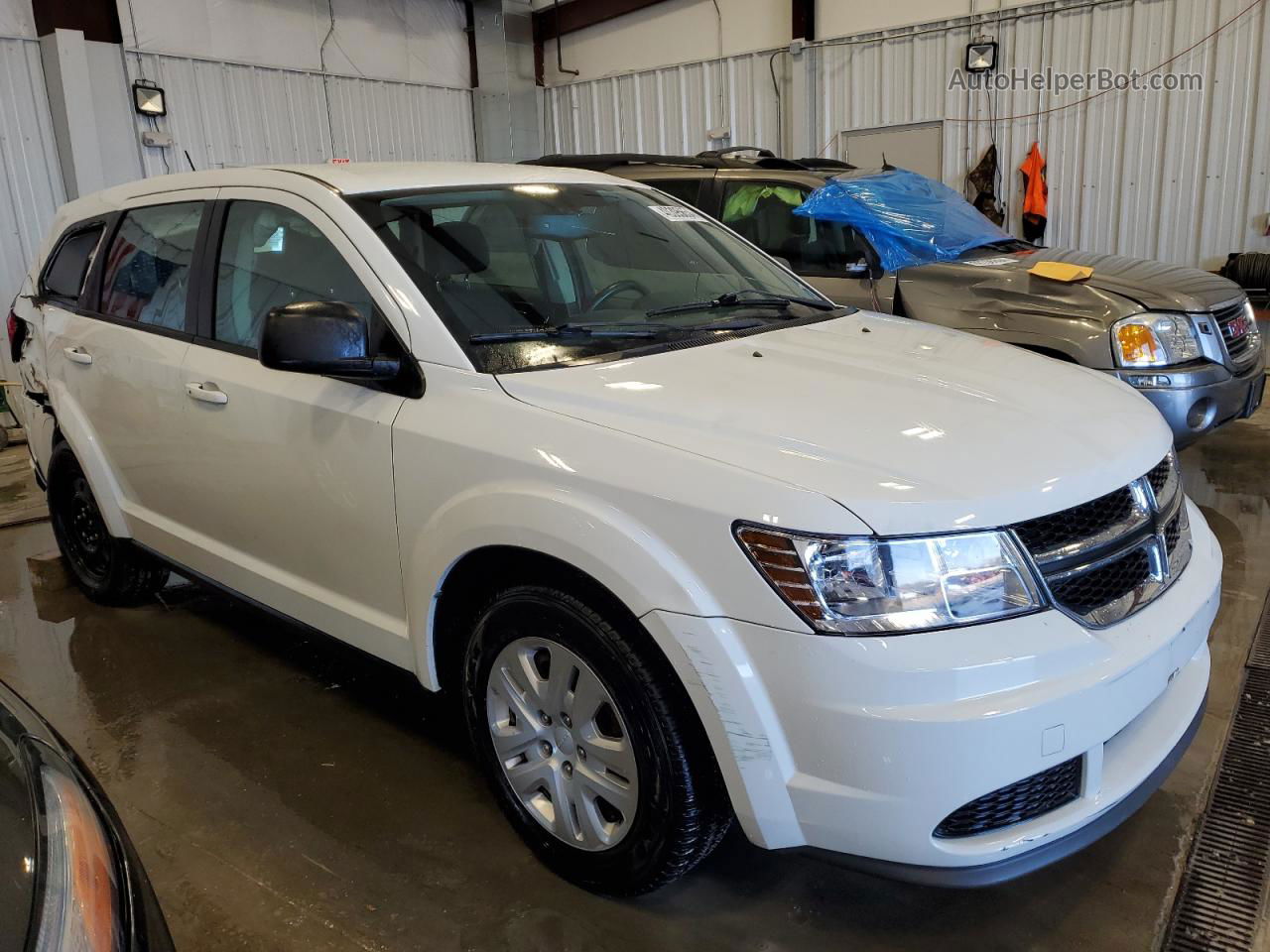 2014 Dodge Journey Se White vin: 3C4PDCAB9ET267216