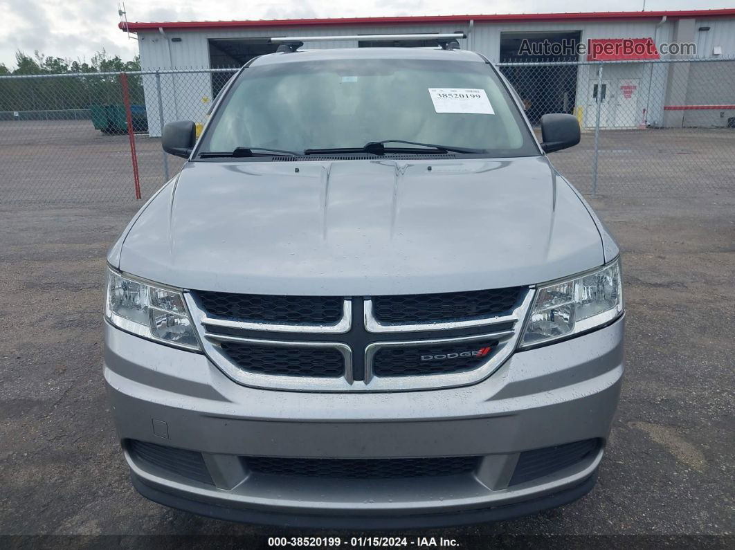 2017 Dodge Journey Se Серебряный vin: 3C4PDCABXHT653907