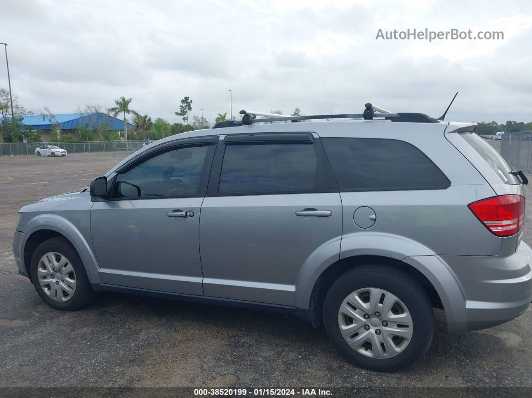 2017 Dodge Journey Se Silver vin: 3C4PDCABXHT653907