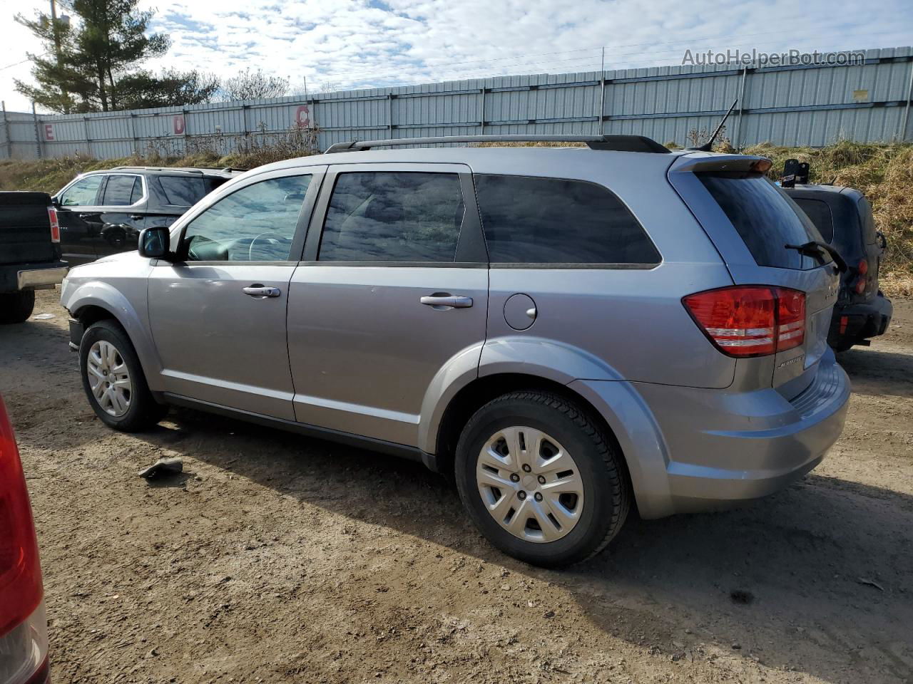 2017 Dodge Journey Se Gray vin: 3C4PDCABXHT670397