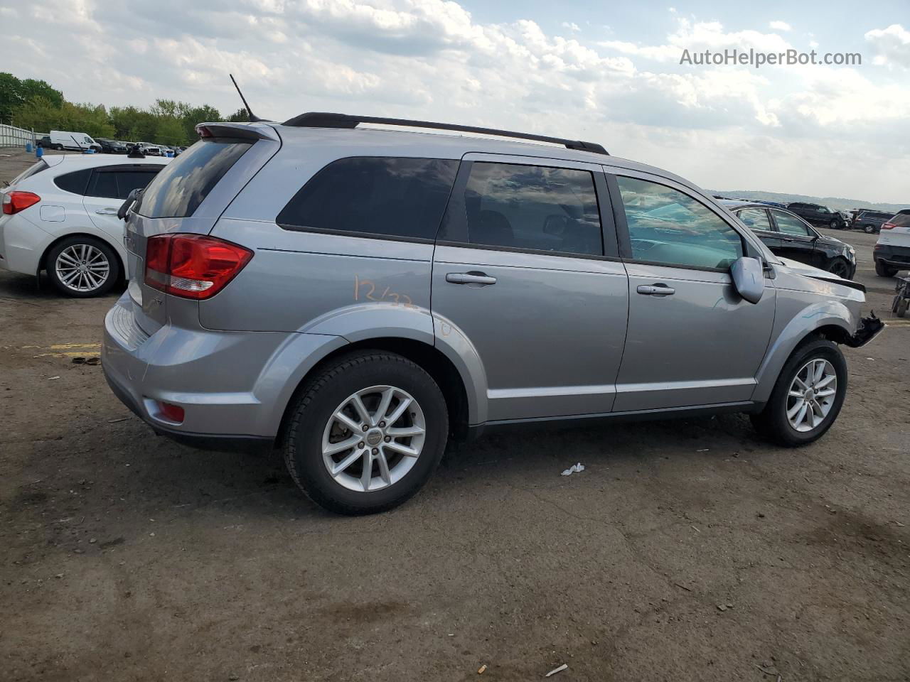 2016 Dodge Journey Sxt Silver vin: 3C4PDCBB3GT143721