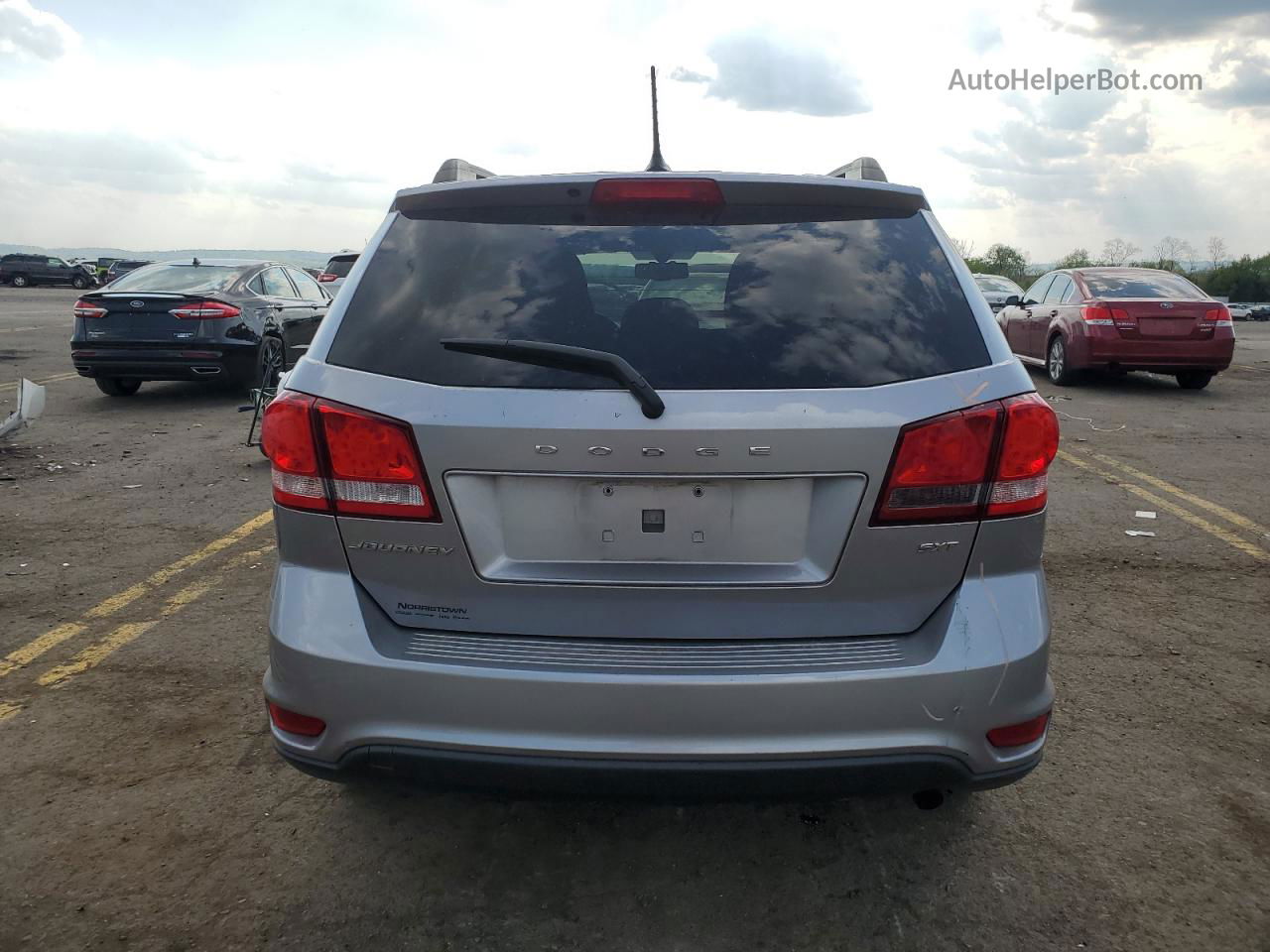 2016 Dodge Journey Sxt Silver vin: 3C4PDCBB3GT143721