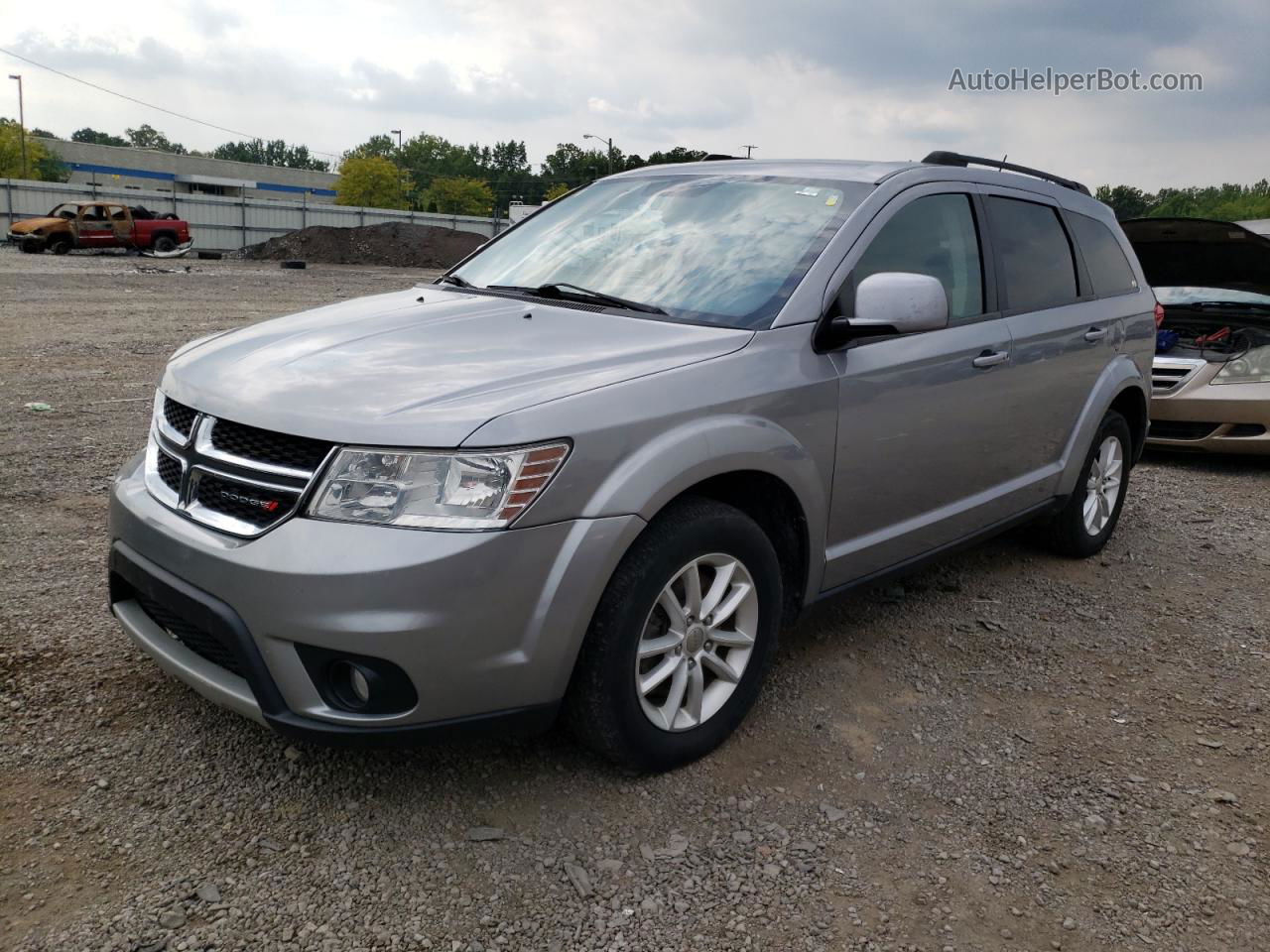 2017 Dodge Journey Sxt Серебряный vin: 3C4PDCBG1HT521578