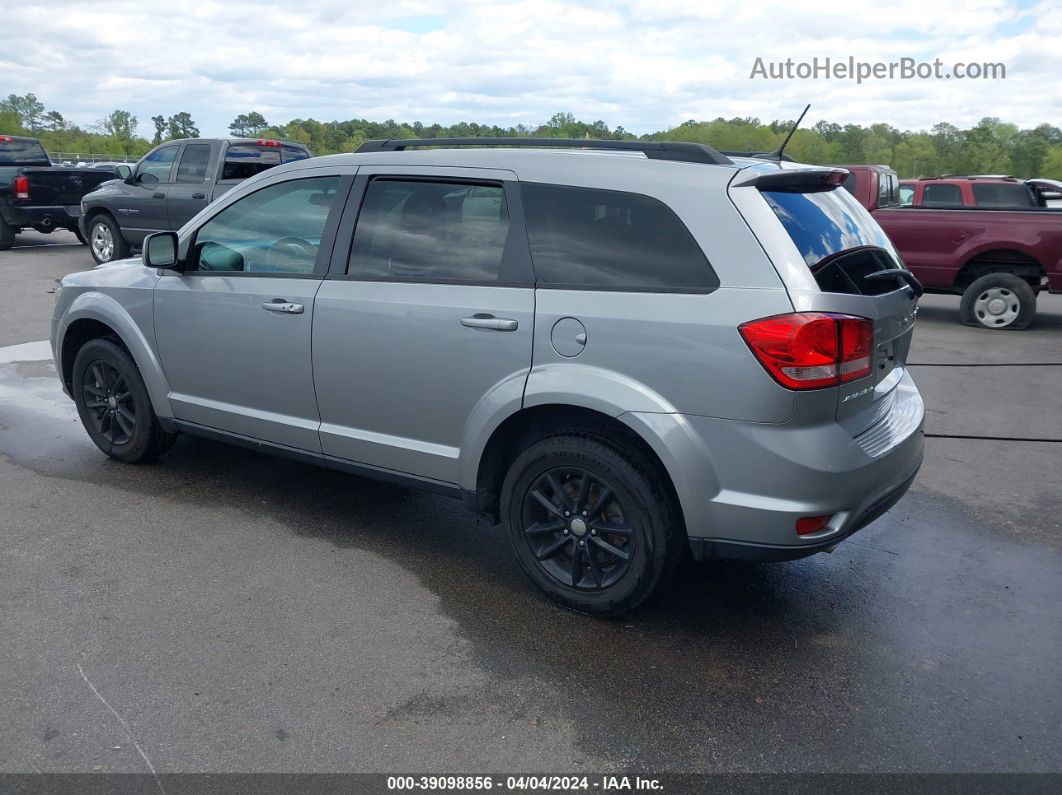 2017 Dodge Journey Sxt Серебряный vin: 3C4PDCBG2HT571308