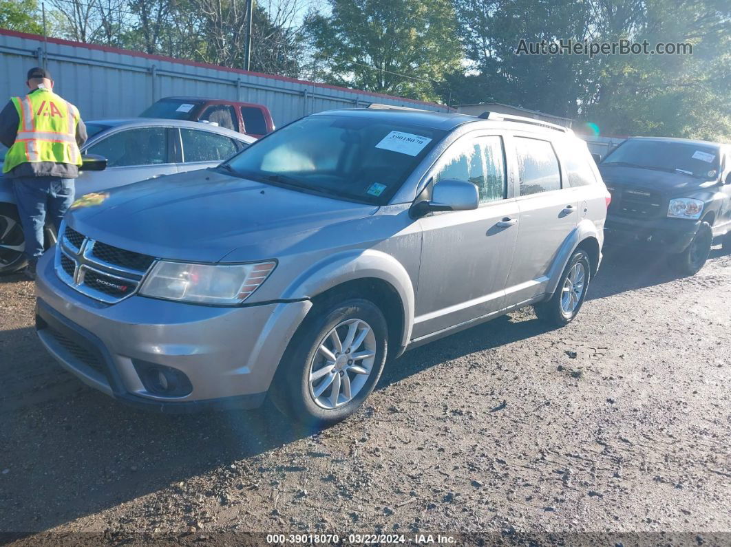 2017 Dodge Journey Sxt Серебряный vin: 3C4PDCBG9HT533767