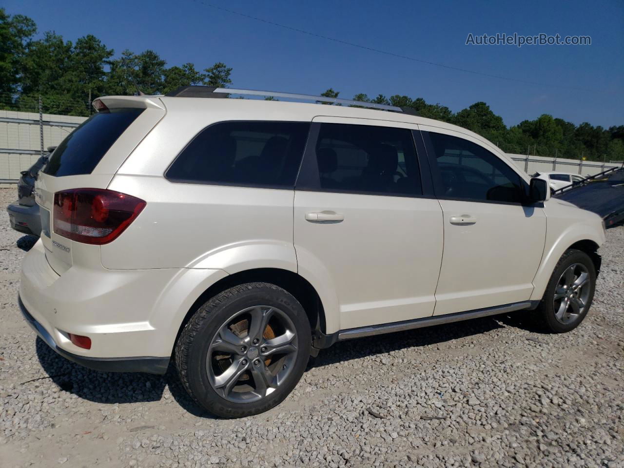 2017 Dodge Journey Crossroad White vin: 3C4PDCGB2HT707174